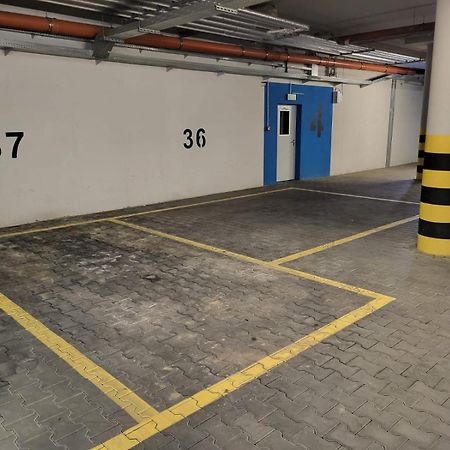 Apartament Em Klimatyzacja&Parking Rzeszów Εξωτερικό φωτογραφία