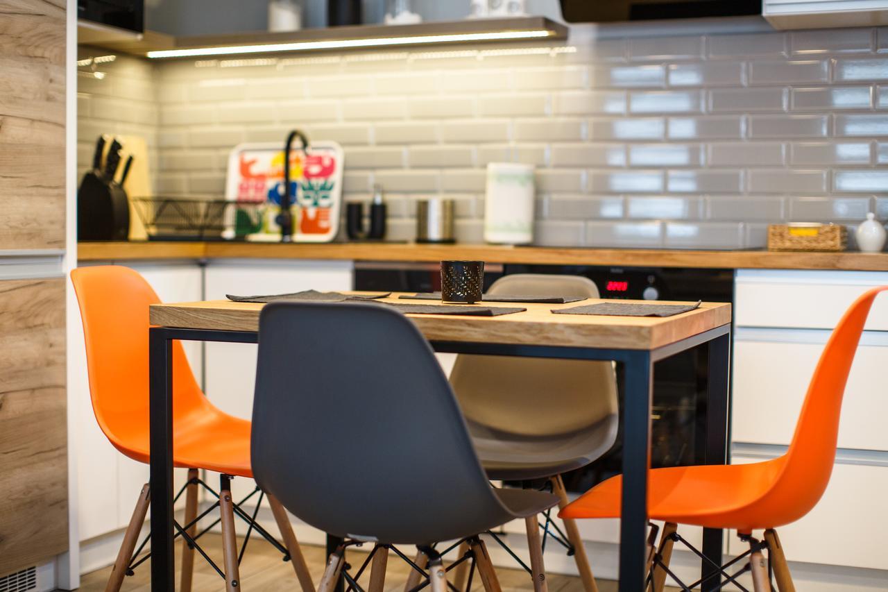 Apartament Em Klimatyzacja&Parking Rzeszów Εξωτερικό φωτογραφία